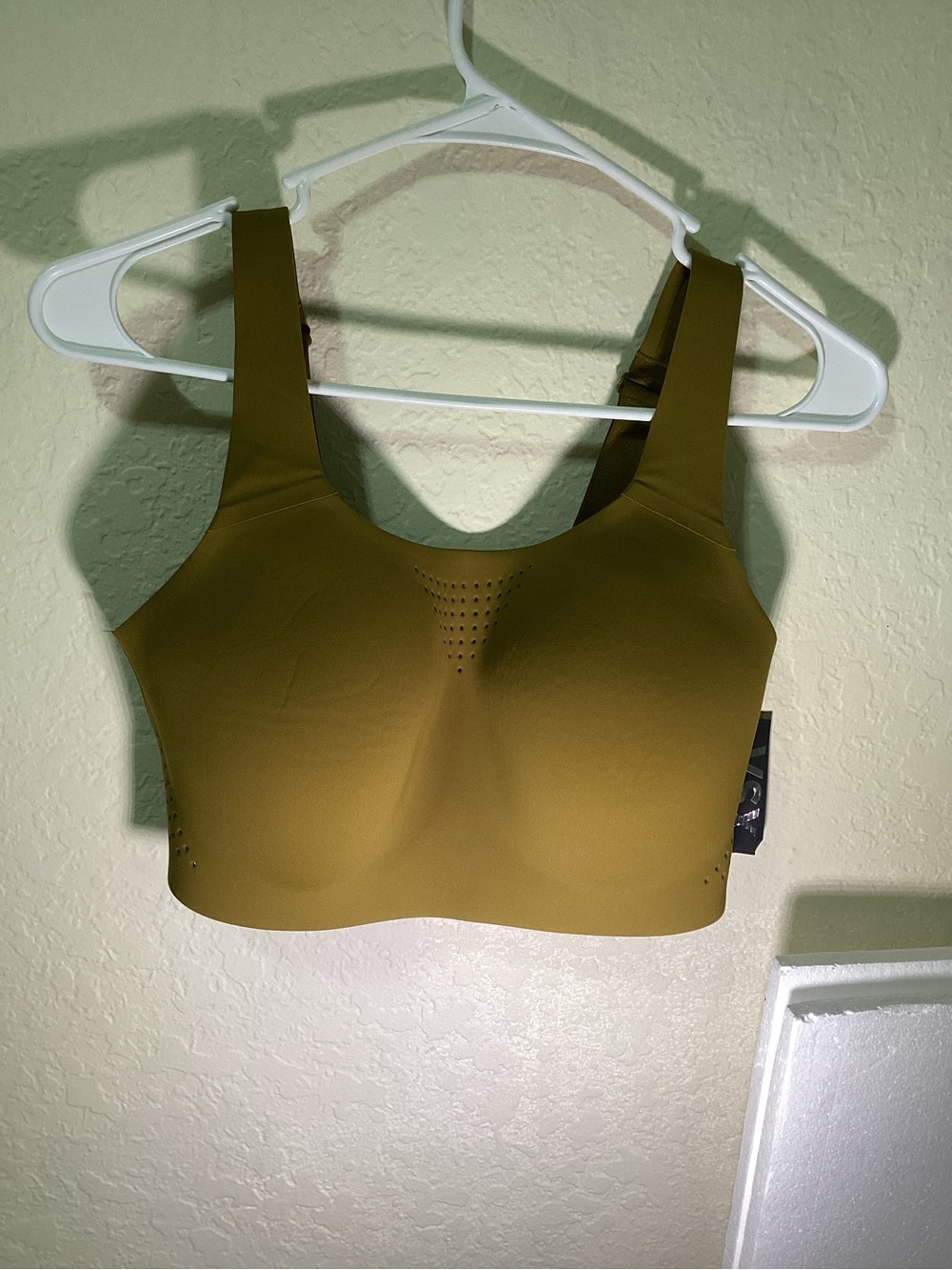 Victoria's Secret Olive Green Seamless Sports Bra